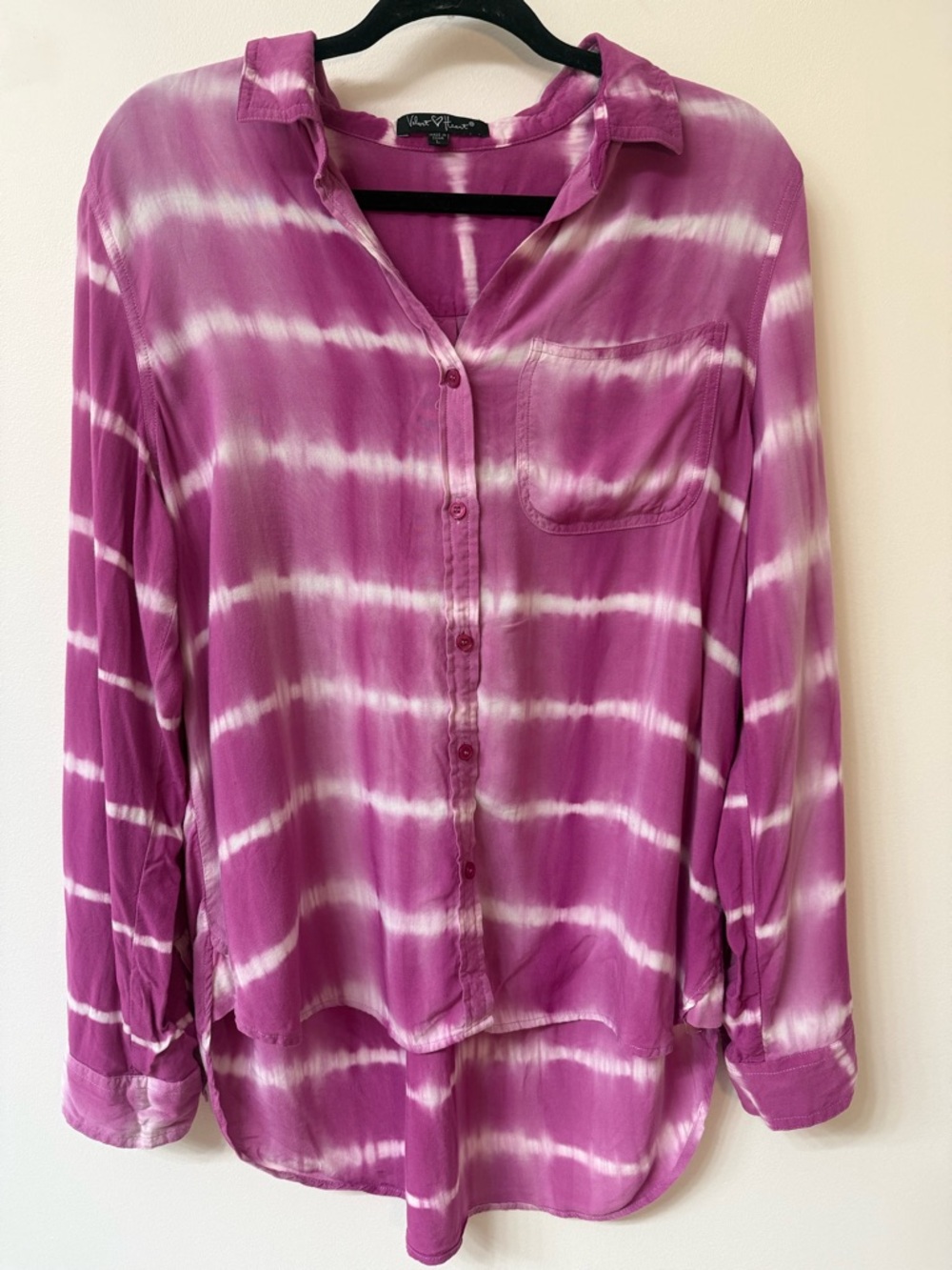 Velvet Heart Pink & White Tie-Dye Button-Down Shirt Women’s size Large
